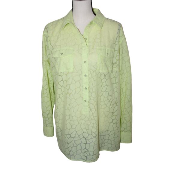 Dana Buchman Large Long Roll Tab Sleeve Neon Green Lightweight 3/4 Button Down - Picture 1 of 5